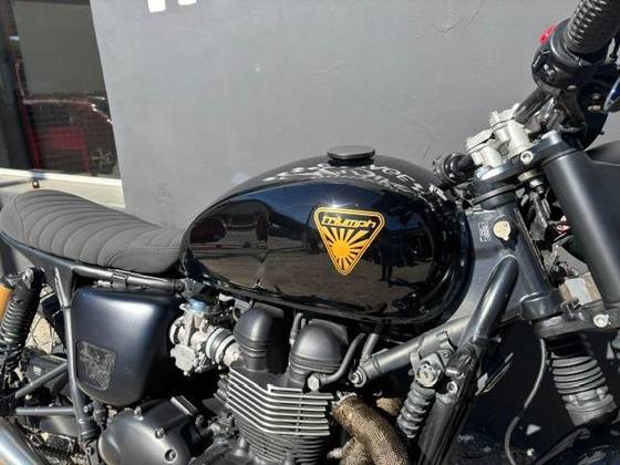 TRIUMPH BONNEVILLE T 100 865 